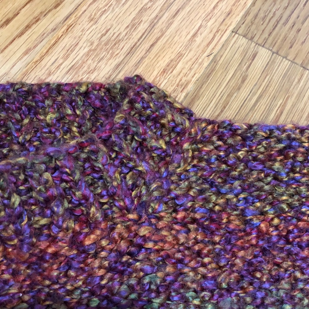 Cropped Sweater - Picture 3 of 4